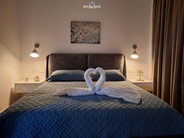 Tirane, jepet me qera apartament 2+1 Kati 2, 85 m² 1.000 € (Rruga Hoxha Tahsim)