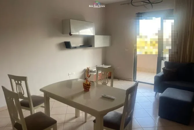 Tirane, jepet me qera apartament 2+1+Ballkon Kati 3, 118 m² 550 € (rruga Hamdi Sina)
