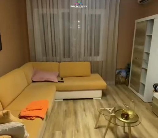 Shqiperi, jepet me qera apartament 2+1+Ballkon Kati 4, 100 m² 700 € (rruga Liqeni i Thate)