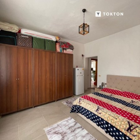Tirane, shitet shtepi 2+1 Kati 1, 261 m² 120.000 € (Babrru, Tiranë, TT 1490)