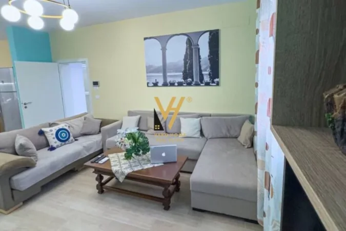 Tirane, jepet me qera Vile Kati 0, 170 m² 1.000 € (VILAT GJERMANE)