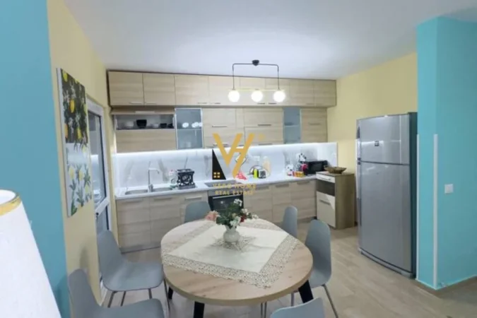 Tirane, jepet me qera Vile Kati 0, 170 m² 1.000 € (VILAT GJERMANE)