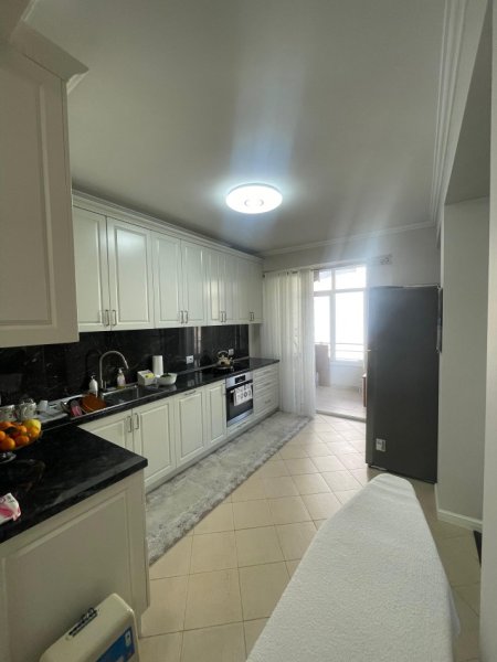 Tirane, shitet apartament 2+1+Aneks+Ballkon Kati 4, 113 m² 295.000 € (QENDER SELVIA)