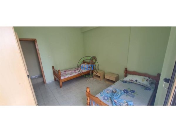 Durres, jepet me qera apartament 2+1+Ballkon Kati 2, 113 m² 500 € (Currila)