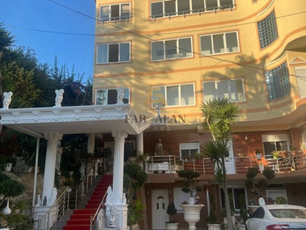 Durres, jepet me qera apartament 2+1+post parkimi Kati 3, 100 m² 600 € (Gjykata e Rrethit, Durres)