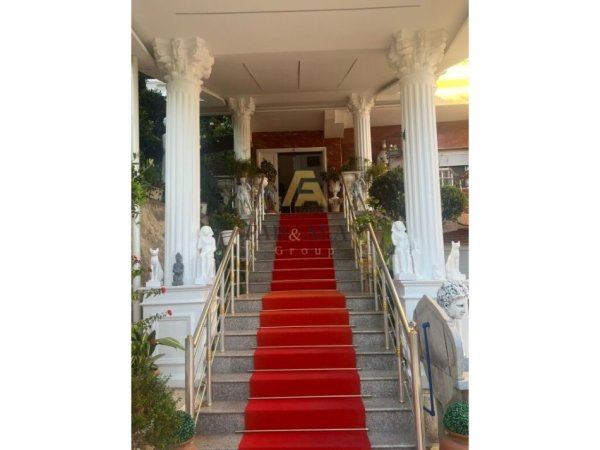 Durres, jepet me qera apartament 2+1+post parkimi Kati 3, 100 m² 600 € (Gjykata e Rrethit, Durres)