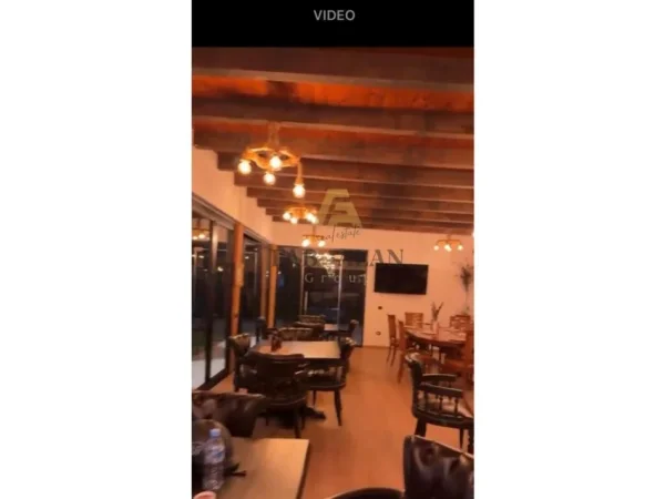 Gjiri Lalezit | Hamallaj, jepet me qera bar-resorant Kati 0, 600 m² 1.000 € (Gjiri i Lalzit)