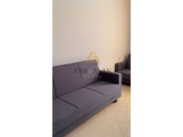 Tirane, jepet me qera shtepi 2+1 Kati 0, 400 € (Selite)