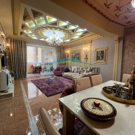 Tirane, shitet apartament 3+1 Kati 2, 121 m² 240.000 € (Rezidenca Kodra e Diellit)