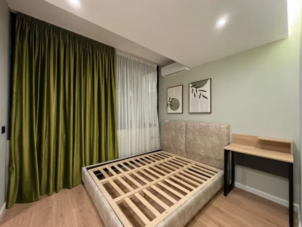 Tirane, shitet 1+1 Kati 5, 56 m² 150.000 € (Pazari i Ri)