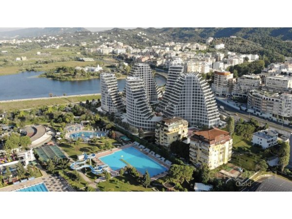 Tirane, shes apartament 3+1+2+1DEPO+2 POSTE PARKINGU+Ballkon , 190 m² 565.000 € (Liqeni i Tiranës)