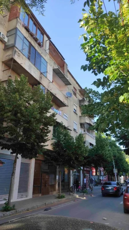 Tirane, jap me qera apartament 2+1+Aneks+Ballkon Kati 4, 86 m² 600 € (Qemal Stafa)