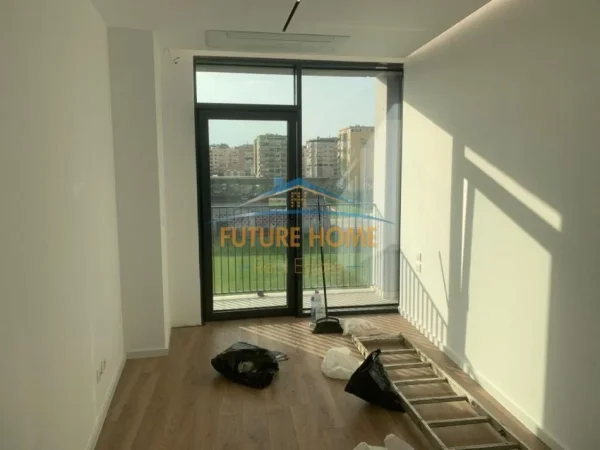 QERA AMBIENT BIZNESI,2+1 ,LAKE VIEW,RRUGA KOSOVAREVE