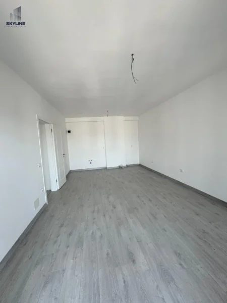 Tirane, shitet apartament 2+1+Ballkon Kati 9, 102 m² 130.000 € (Vila L)