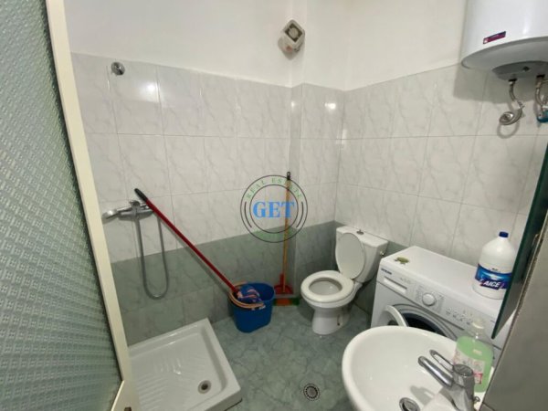 Durres, jepet me qera apartament 1+1 Kati 3, 75 m² 250 € (Plazh Hekurudha)