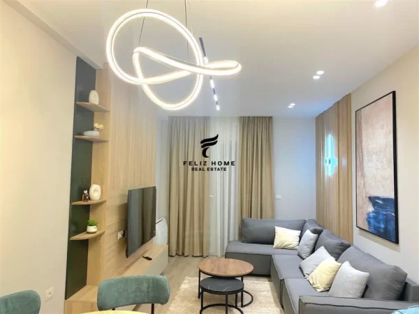 Tirane, jepet me qera apartament 1+1 Kati 9, 75 m² 550 € (ASTIR)