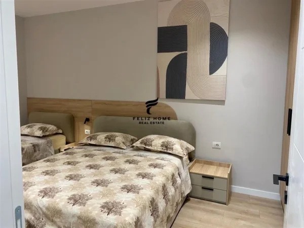 Tirane, jepet me qera apartament 1+1 Kati 9, 75 m² 550 € (ASTIR)