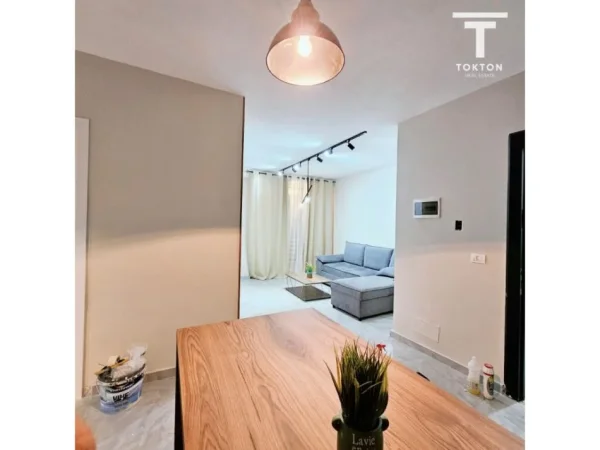 Tirane, shitet apartament 2+1+Ballkon Kati 1, 84.900 €,  TT1480