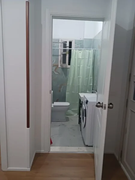 Tirane, jepet me qera apartament 1+1 Kati 2, 71 m² 400 € (kombinat)