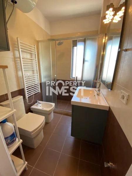 Tirane, jepet me qera apartament 2+1+Aneks+Ballkon Kati 5, 110 m² 850 € (rruga kosovareve)