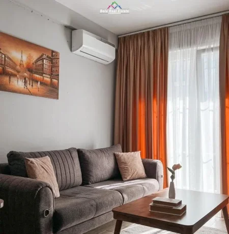Tirane, jepet me qera apartament 1+1+Ballkon Kati 5, 70 m² 600 € (5 maj)