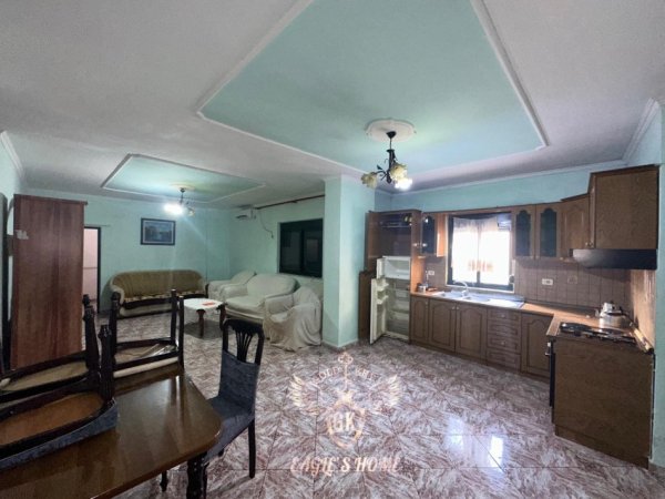 Durres, jepet me qera apartament 2+1+Ballkon Kati 1, 100 m² 305 € 