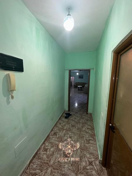 Durres, jepet me qera apartament 2+1+Ballkon Kati 1, 100 m² 305 € 