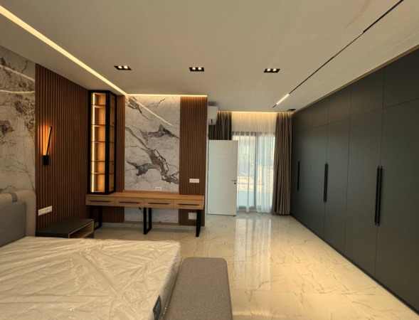 Tirane, jepet me qera apartament+verande | Penthouse 3+1+Aneks+Ballkon Kati 9, 382 m² 2.500 € (Astir)