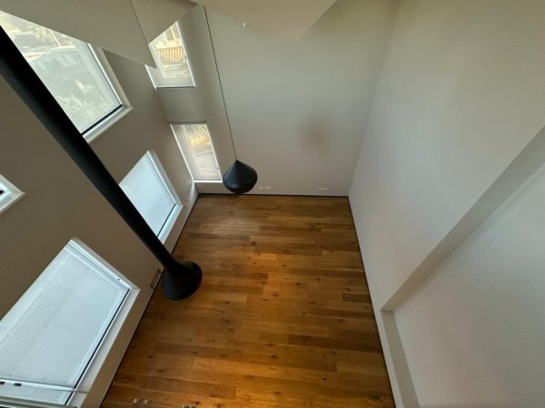 Tirane, jepet me qera Vile 3 Katshe Kati 4, 750 m² 3.900 € (Akacia Hills Residence, TEG)