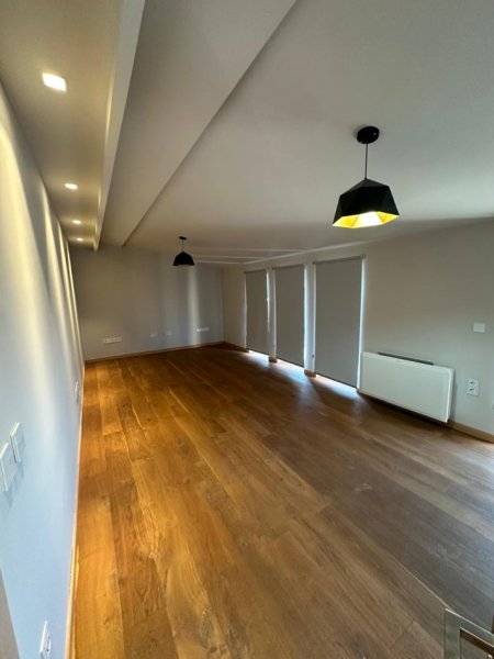 Tirane, jepet me qera Vile 3 Katshe Kati 4, 750 m² 3.900 € (Akacia Hills Residence, TEG)