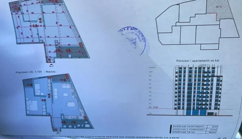 Shqiperi, shitet apartament 2+1 Kati 1, 94 m² 222.075 € (Rruga e Barrikadave)