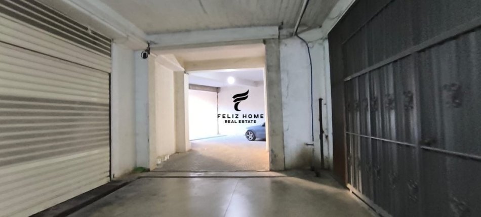 Tirane, jepet me qera magazine Kati -1, 600 m² 1.100 € (YZBERISHT)