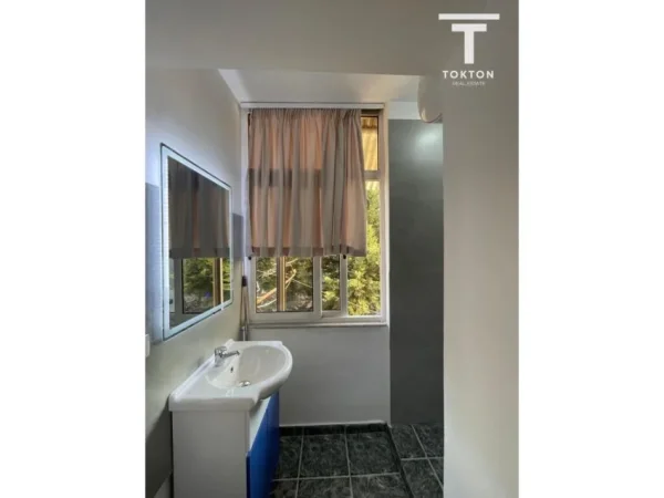 Tirane, shitet apartament 1+1 Kati 3, 52 m² 89.000 € 