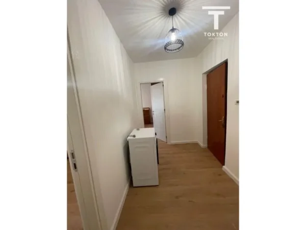 Tirane, shitet apartament 1+1 Kati 3, 52 m² 89.000 € 