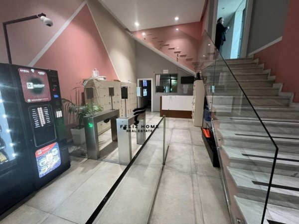 Tirane, jepet me qera zyre Kati 1, 520 m² 7.000 € (RRUGA E DIBRES)