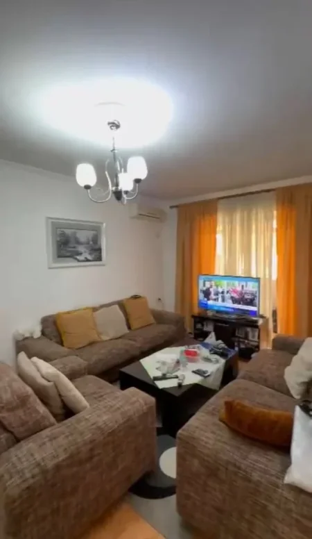 Tirane, shitet apartament 3+1+Aneks+Ballkon Kati 3, 95 m² 133.000 € (XHAMLLIKU)
