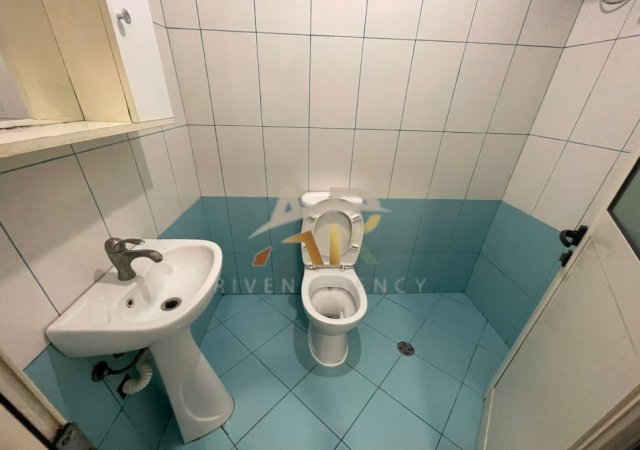 Tirane, jepet me qera shtepi 1+1 Kati 2, 60 m² 430 € (Kodra e diellit prane Big Market)