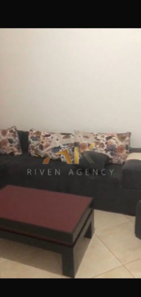 Tirane, jepet me qera shtepi 1+1 Kati 1, 68 m² 350 € (Pranë Kopshtit Botanik)