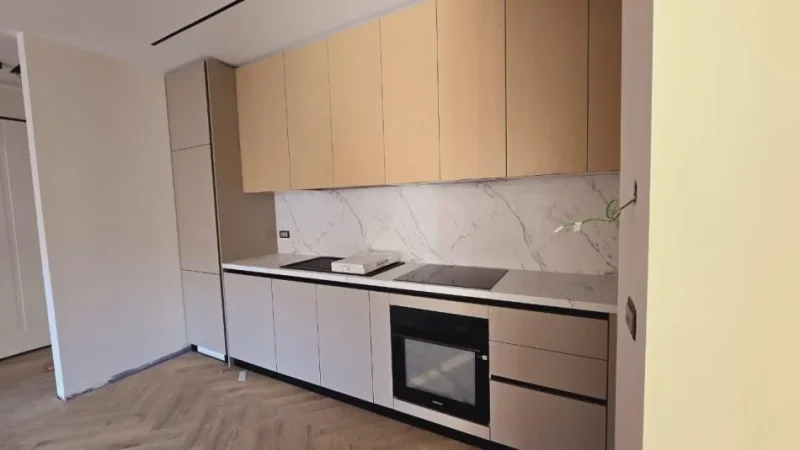 Tirane, shitet apartament 2+1+Ballkon Kati 5, 125 m² 360.000 € (Kompleksi Delijorgji)