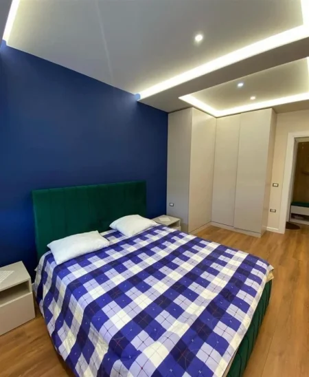 Tirane, jepet me qera apartament 1+1+Ballkon Kati 5, 80 m² 800 € (Rruga e Durresit)