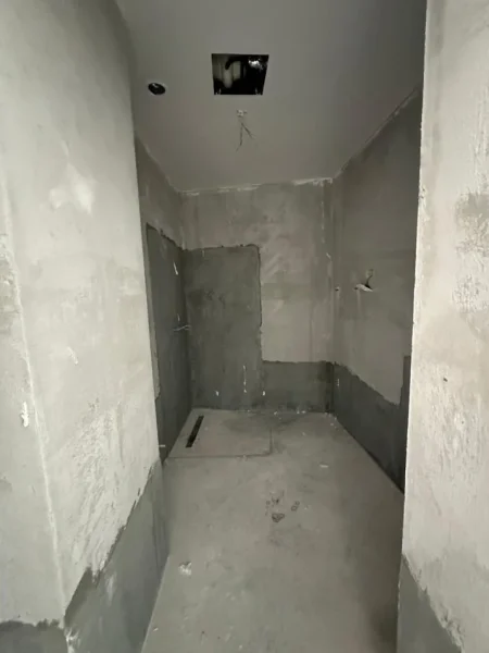 Tirane, shitet apartament 3+1+Aneks+Ballkon Kati 9, 212 m² 612.000 € (Liqeni Artificial)
