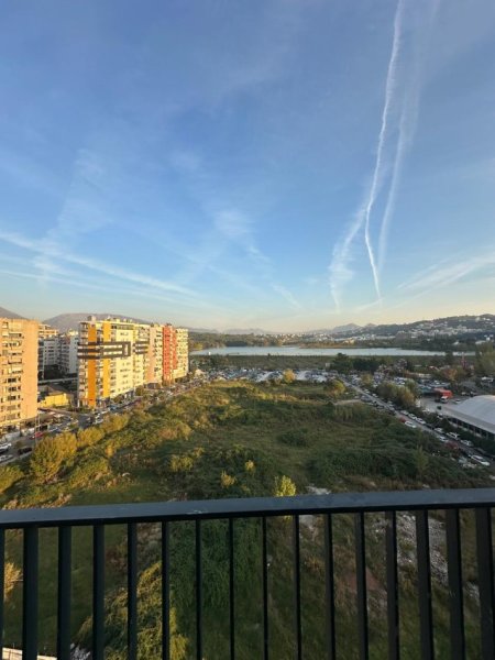 Tirane, shitet apartament 3+1+Aneks+Ballkon Kati 9, 212 m² 612.000 € (Liqeni Artificial)
