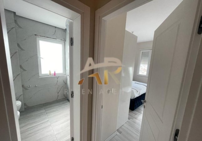 Tirane, jepet me qera shtepi 2+1 Kati 7, 107 m² 550 € (Rruga e Dibres)