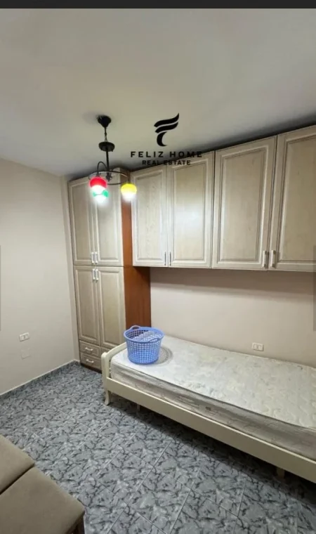 Tirane, jepet me qera apartament 2+1 Kati 6, 70 m² 650 € (21 DHJETORI)