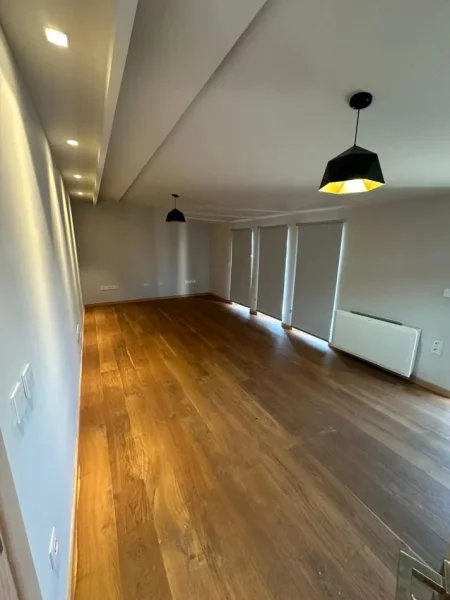 Tirane, jepet me qera apartament 3 Katshe Kati 3, 750 m² 3.900 € (Akacia Hills Residence , Sauk)
