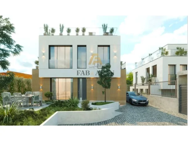 Tirane, shitet Vile 2 Katshe , 341 m² 750.000 € (LIQENI I THATE)