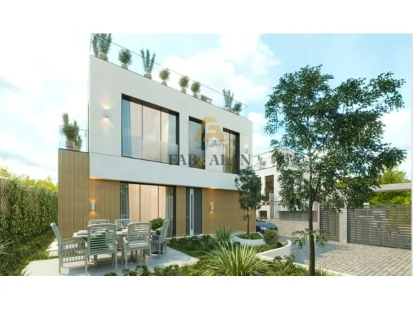 Tirane, shitet Vile 2 Katshe , 341 m² 750.000 € (LIQENI I THATE)