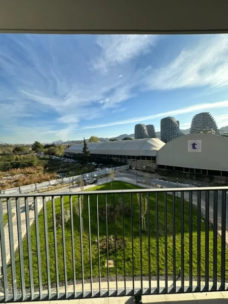 Tirane, jepet me qera zyre Kati 2, 62 m² 800 € (Lake View Residence , Rruga e Kosovareve)