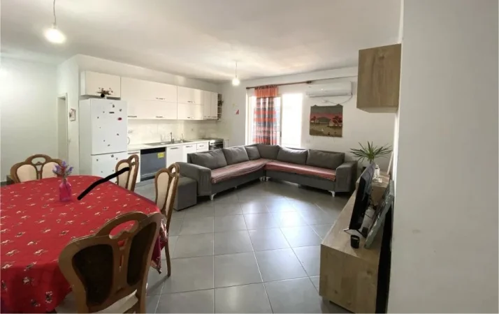 Tirane, shitet apartament 2+1+Aneks+Ballkon Kati 4, 122 m² 155.000 € (Rruga Aleksander Konda)
