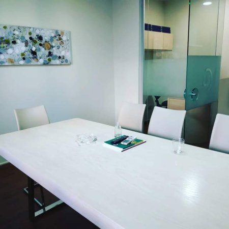 Tirane, jepet me qera zyre 130 m² 130.000 Leke